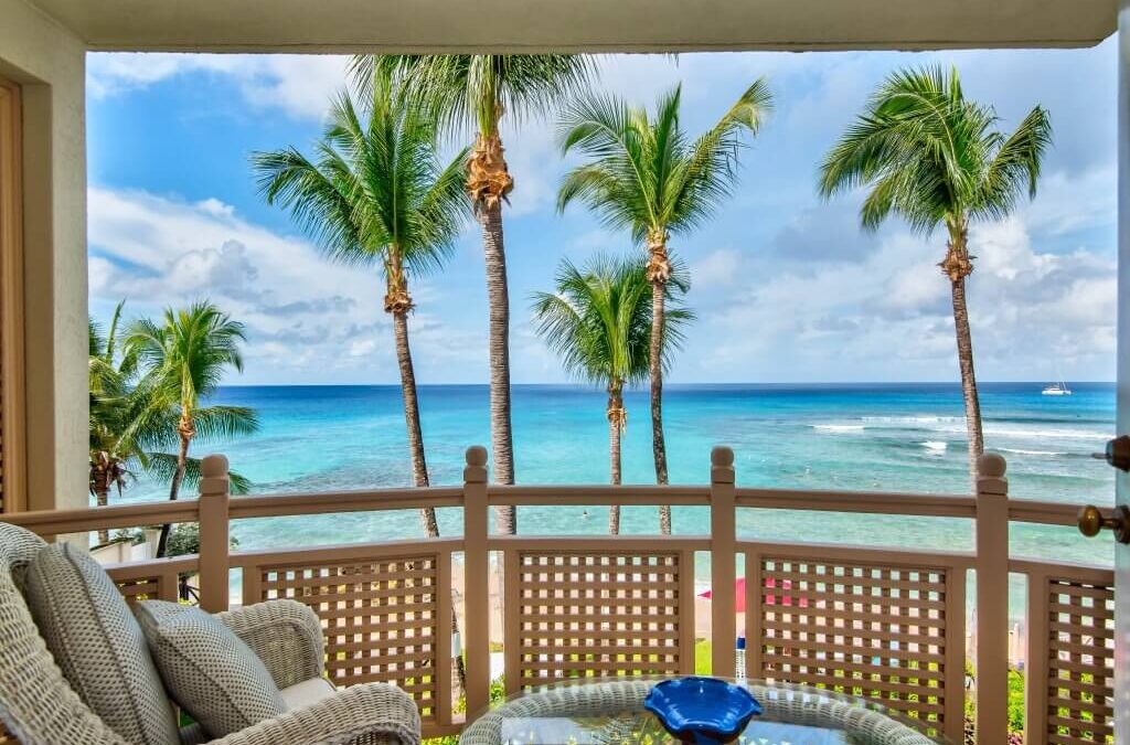 Reeds House Penthouse 11, Reeds Bay, St James