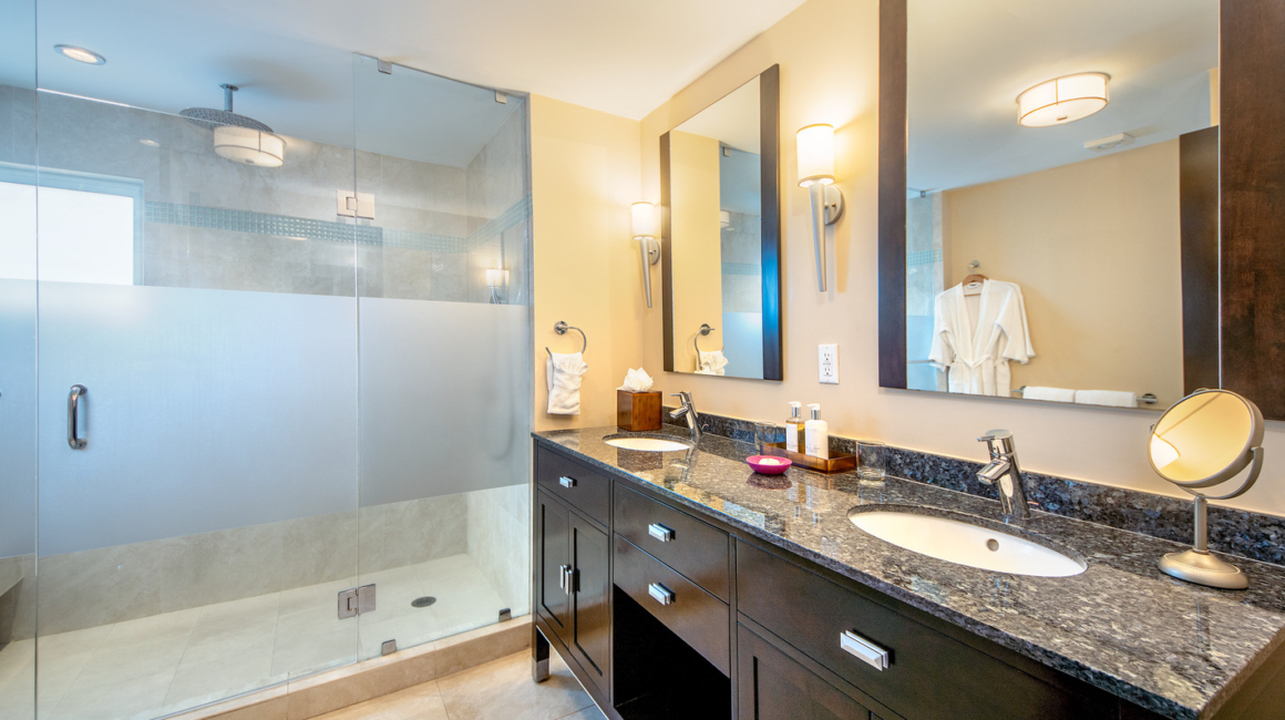 Concierge Collection Bathroom – 2 Bed Ocean Front