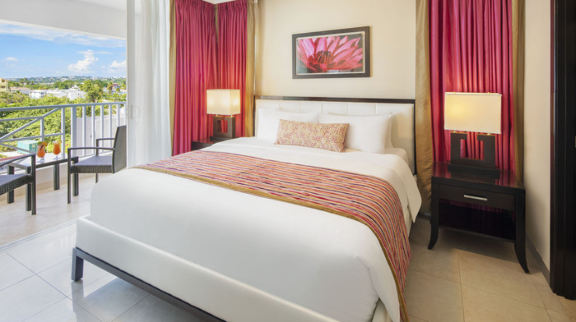 Concierge Collection Club Room – 2 Bed Ocean Front