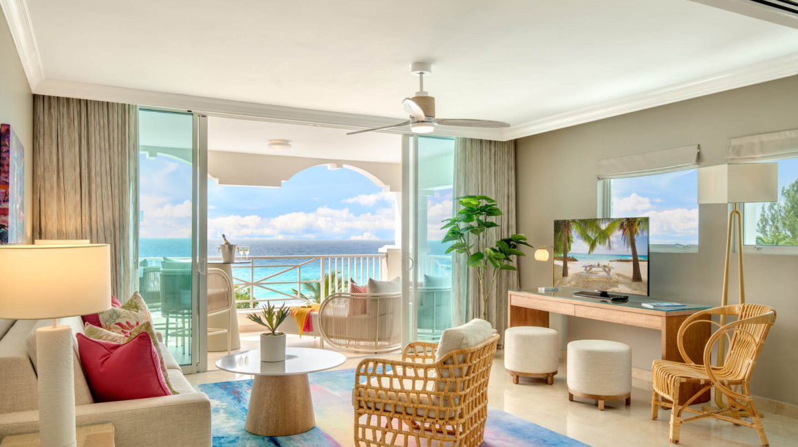 O2 Beach Club Luxury Concierge One_Two BRoom Oceanfront Suite Living 3