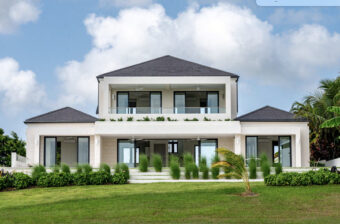Daydreamer Villa 15 Holders Meadow