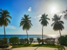 Emerald_Chateau_Palm_Beach_Scenery