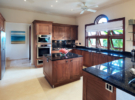 OCEAN DRIVE 12 KITCHEN