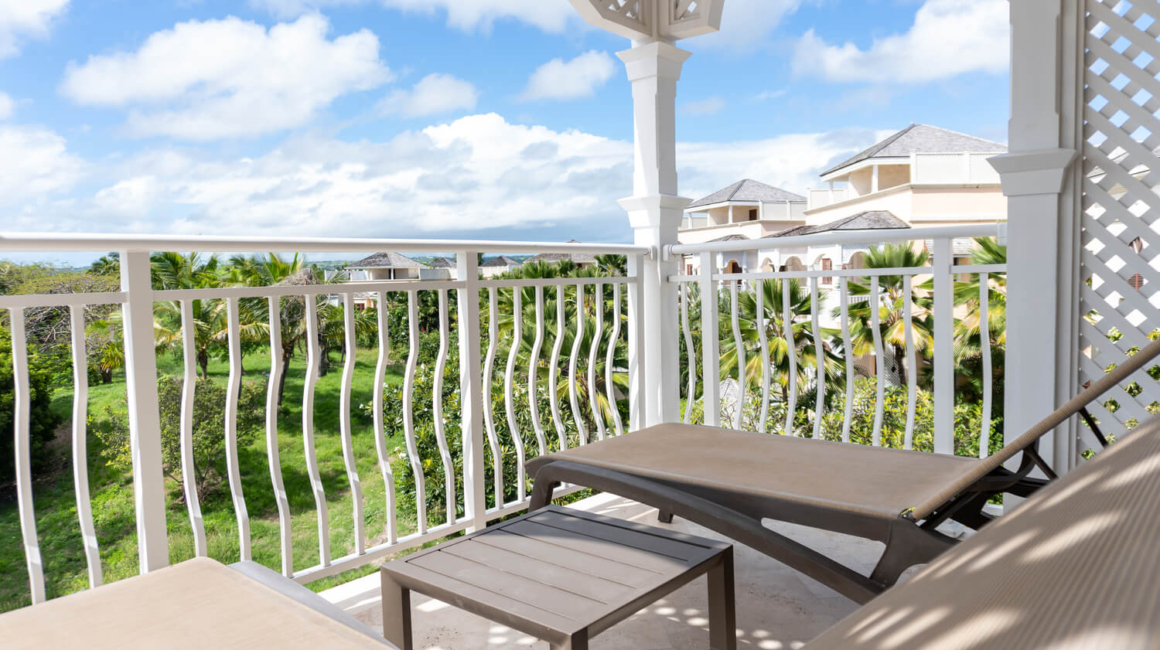 Balcony 3136