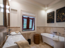 CLARIDGES 8 – 08
