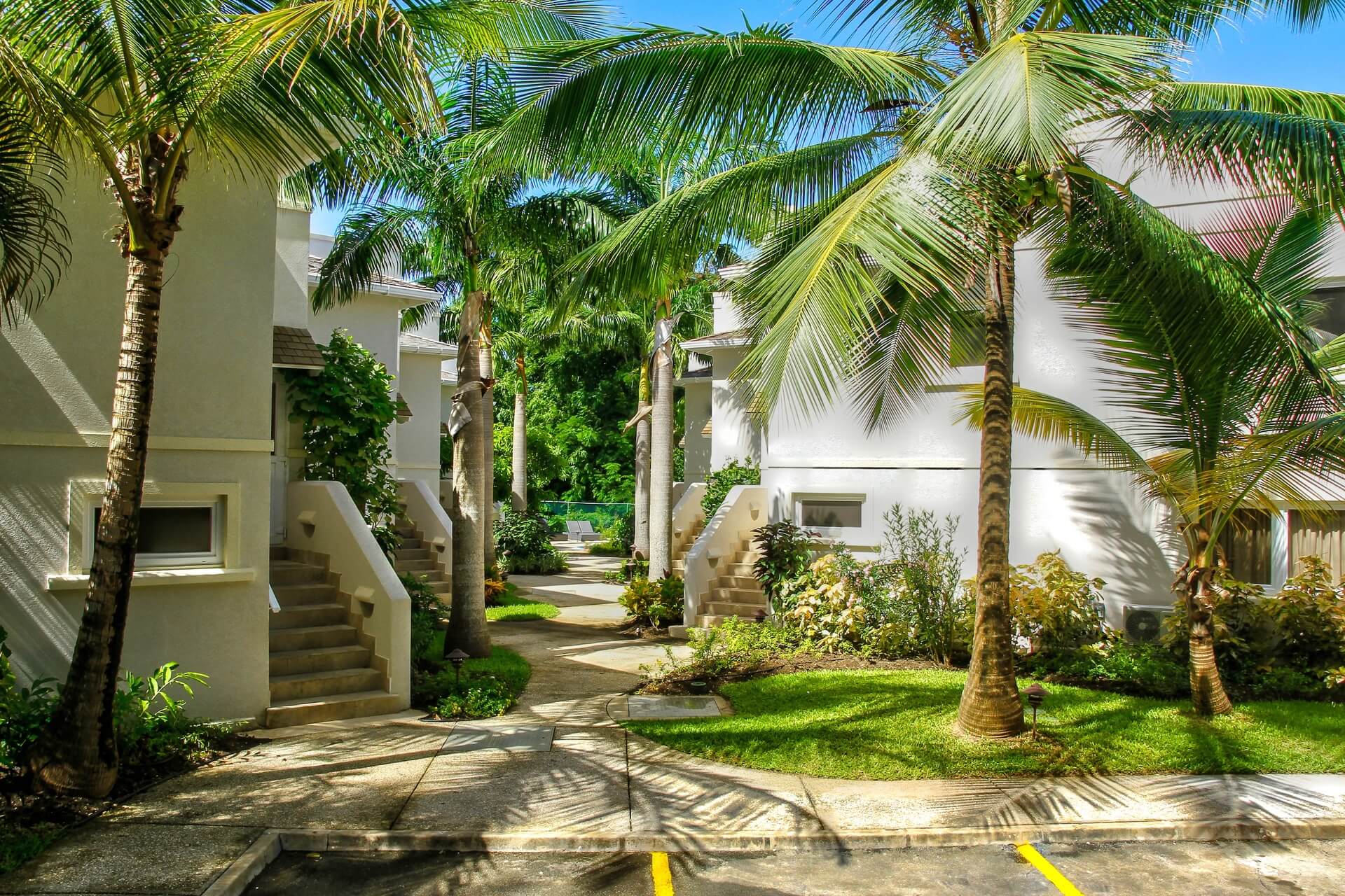 Kings Gate Condos 03