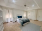 19 Durants Looking Glass Bedroom 1