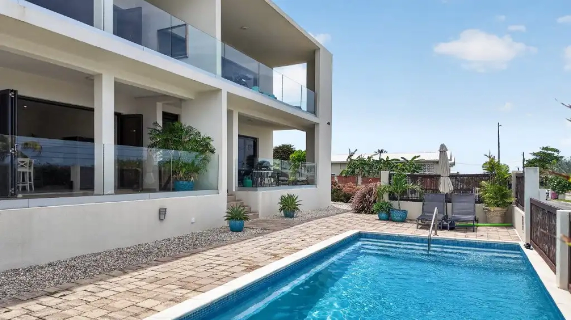 Seaside Apartments
